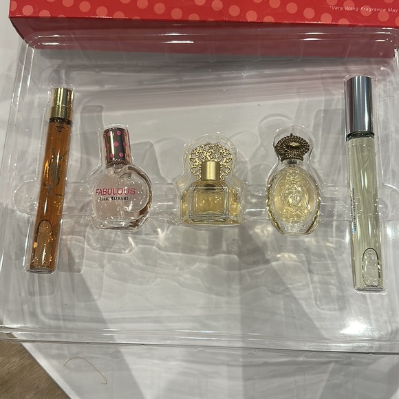 DELUXE MINI FRAGRANCE SAMPLER 5 different fragrances NIB! Never used! - Picture 3 of 4